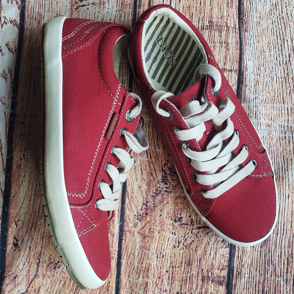 Taos Footwear Shoes - Taos Starburst Sneakers size 7
